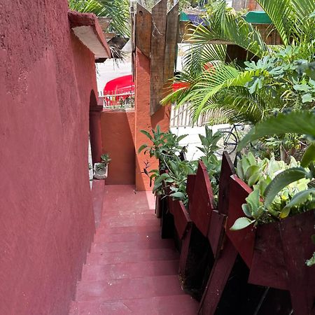 Black Jaguar Hostel باكالار المظهر الخارجي الصورة