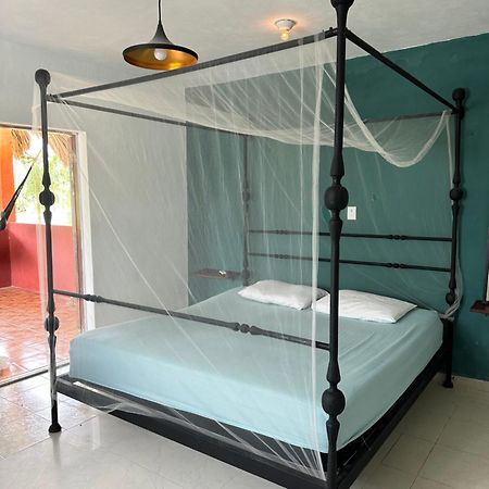Black Jaguar Hostel باكالار المظهر الخارجي الصورة