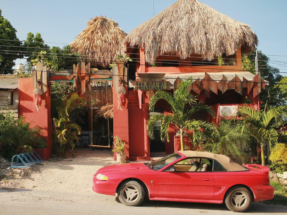 Black Jaguar Hostel باكالار المظهر الخارجي الصورة